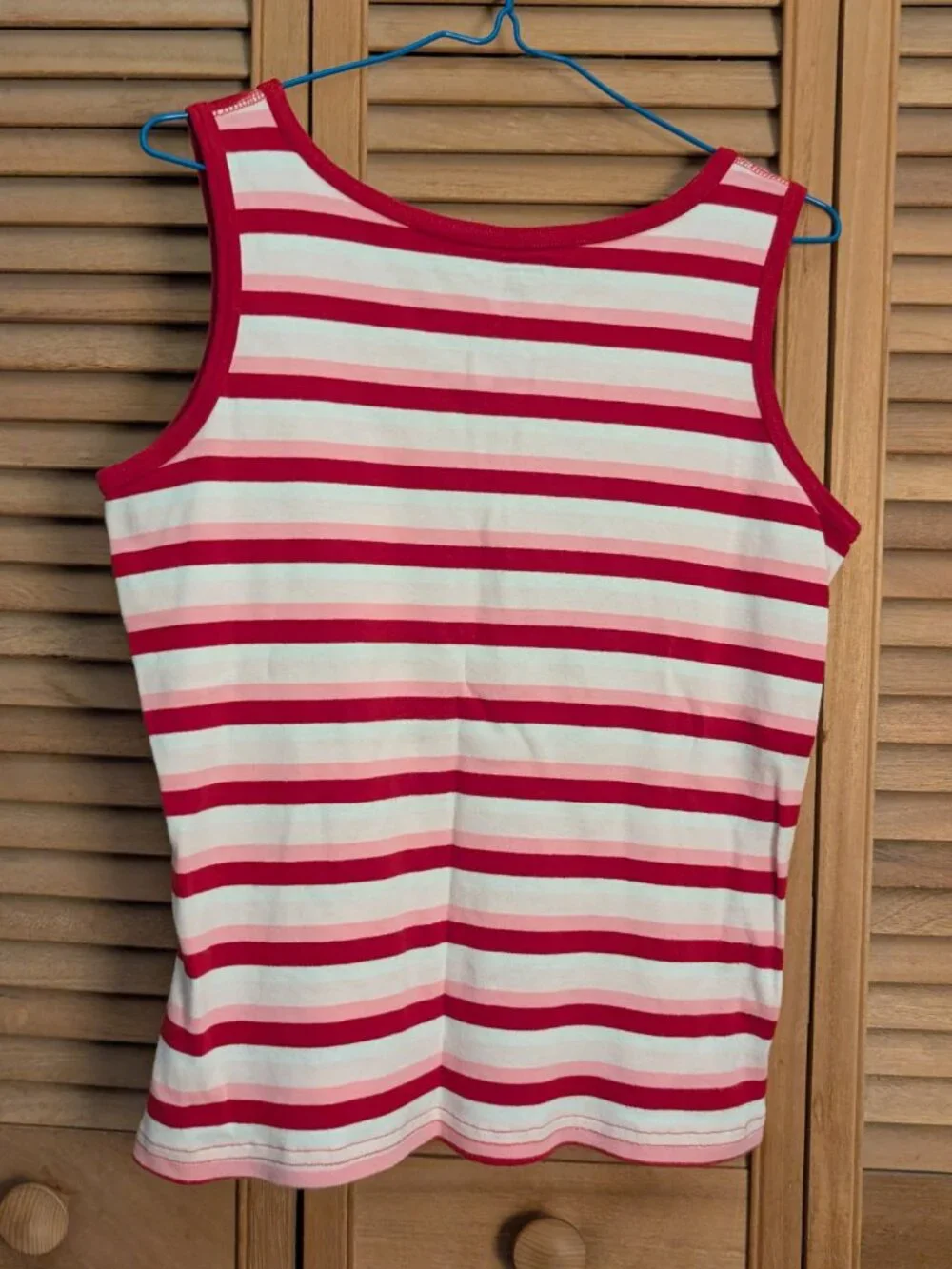 Women's Basic Editions Red/Pink/White Striped Sleeveless Tank Top - Size M